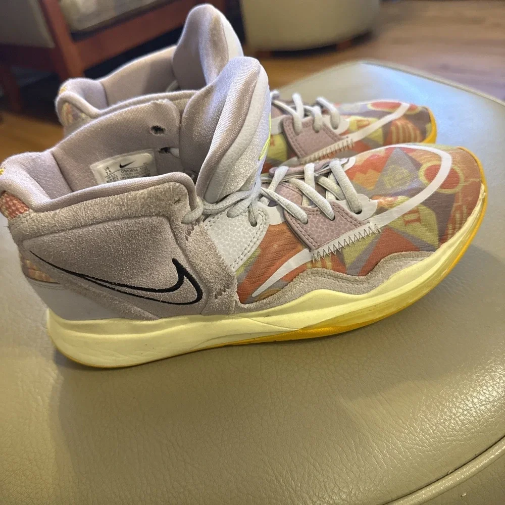 Nike Kyrie Flytrap 5 Basketball Shoes DM0856-500 Multi Color Men's 7.5 / Women 9